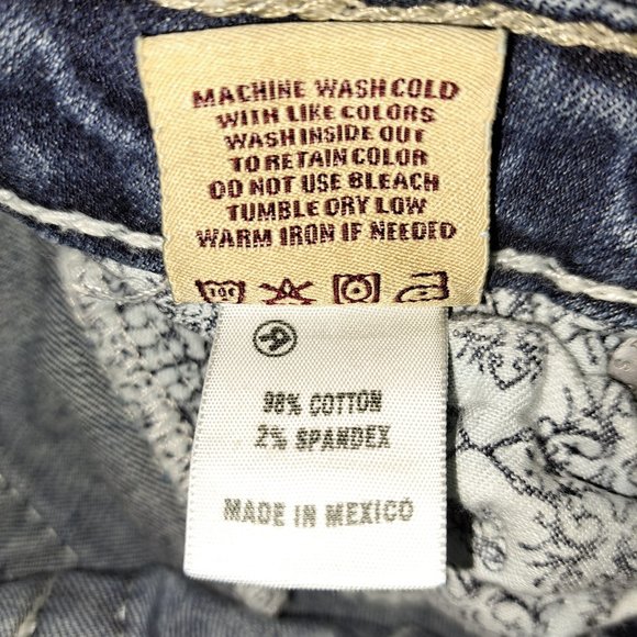 💫Big Star Sweet Boot Ultra-Low Rise Embroidered Distressed Jeans 26R - Picture 7 of 11
